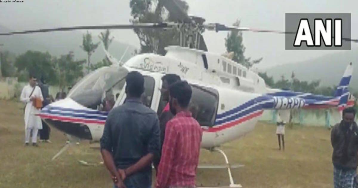 Tamil Nadu: Art of Living founder Sri Sri Ravi Shankar's helicopter makes emergency landing due to bad weather